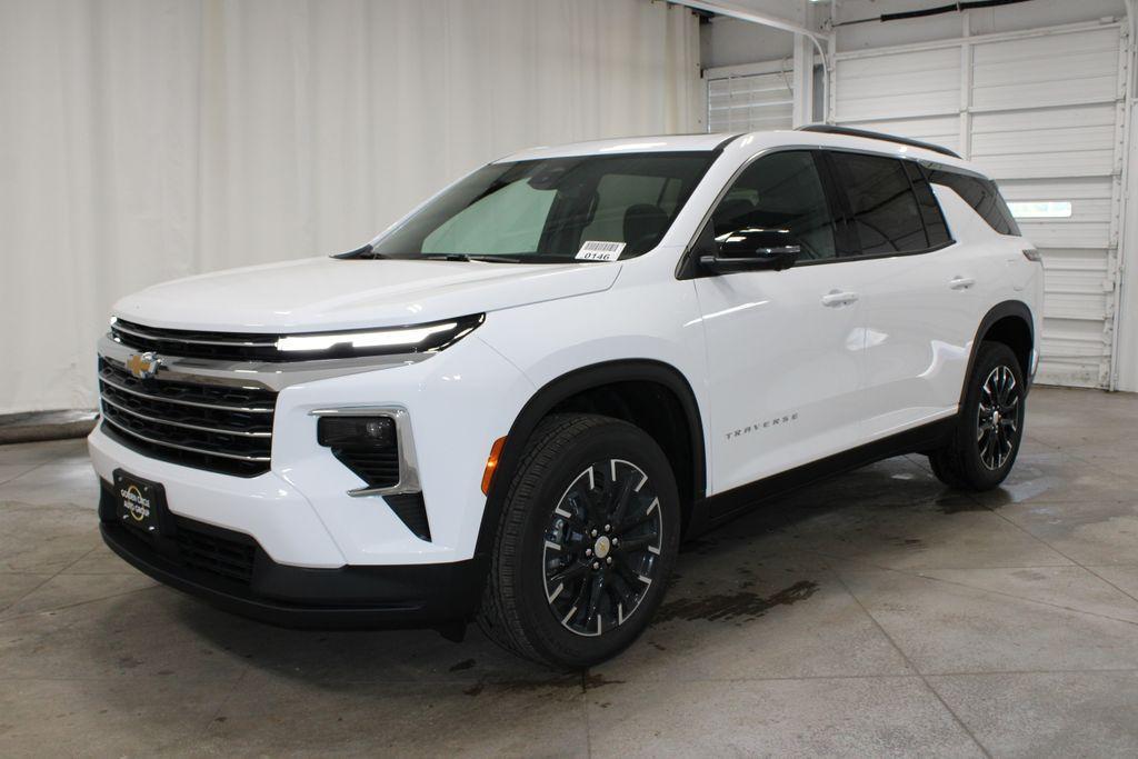 new 2026 Chevrolet Traverse car, priced at $47,084