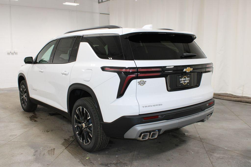 new 2026 Chevrolet Traverse car, priced at $47,084
