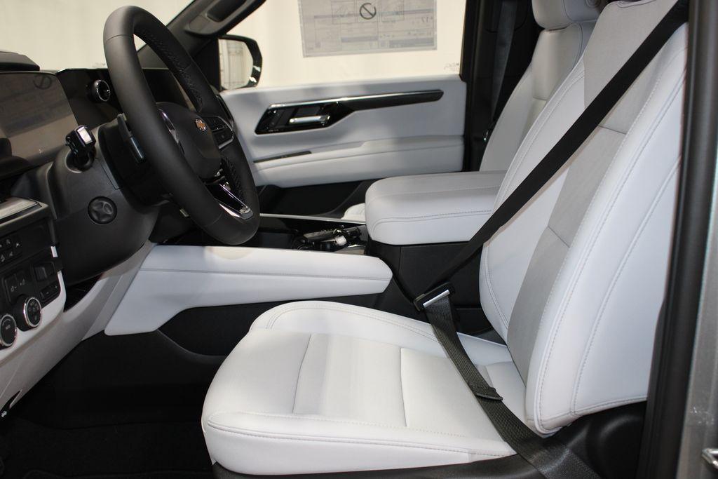 new 2025 Chevrolet Tahoe car, priced at $80,000