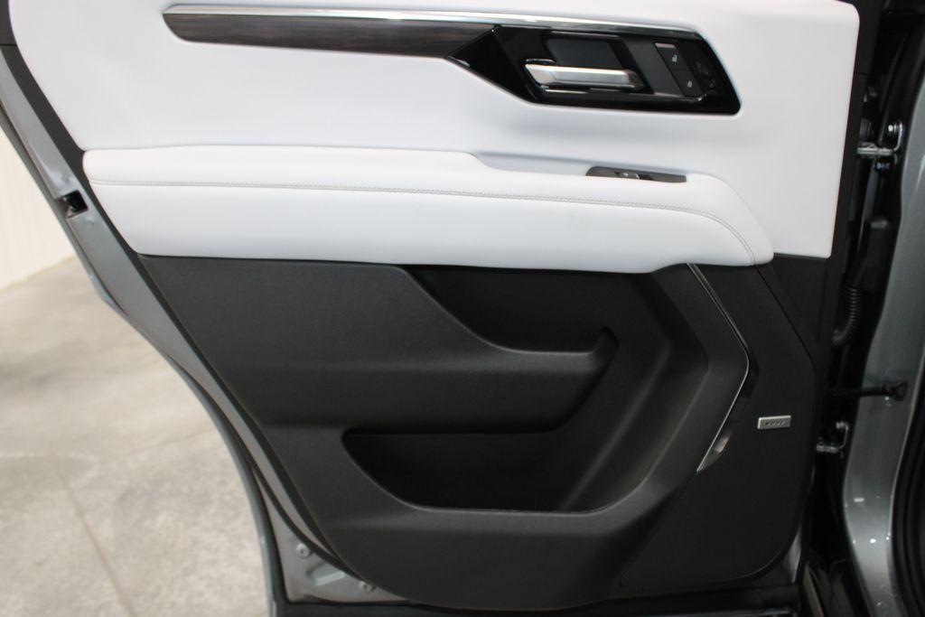 new 2025 Chevrolet Tahoe car, priced at $80,000