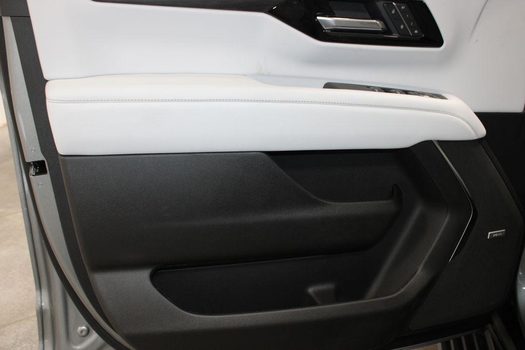 new 2025 Chevrolet Tahoe car, priced at $80,000