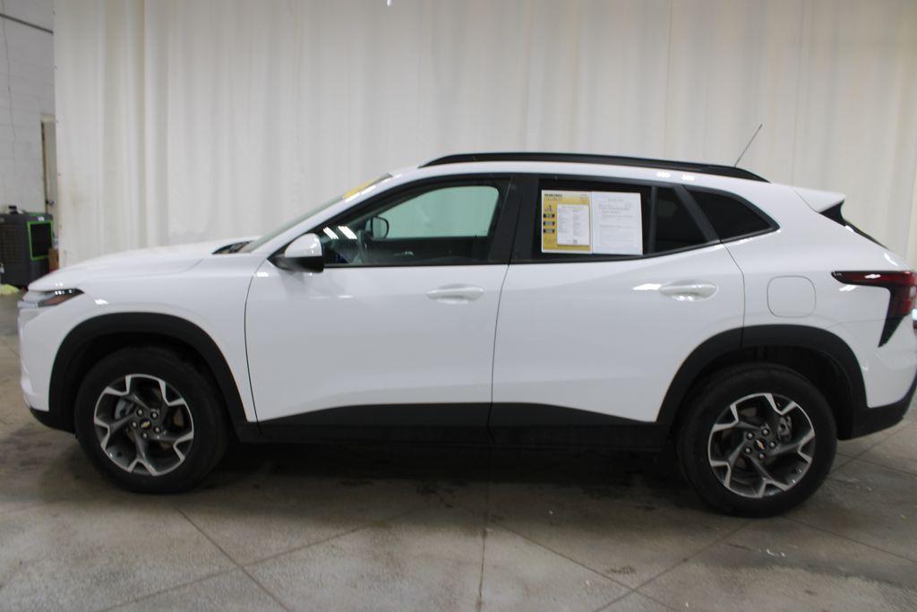 used 2025 Chevrolet Trax car, priced at $20,488