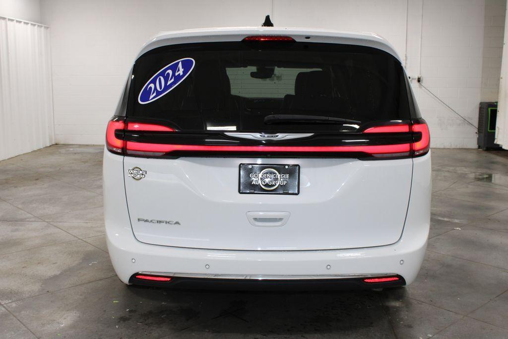 used 2024 Chrysler Pacifica car, priced at $26,868