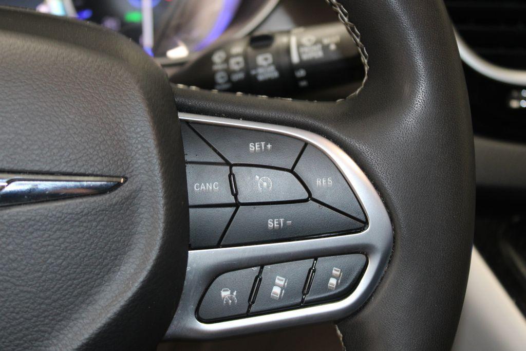 used 2024 Chrysler Pacifica car, priced at $24,678