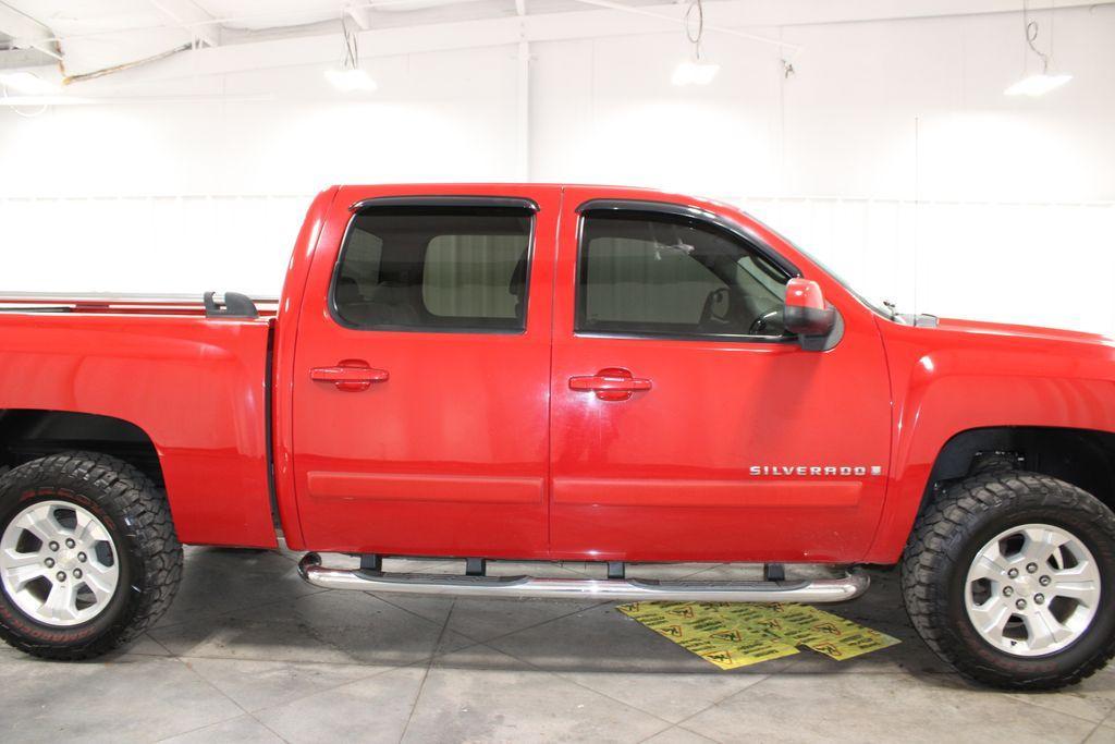 used 2007 Chevrolet Silverado 1500 car, priced at $14,000