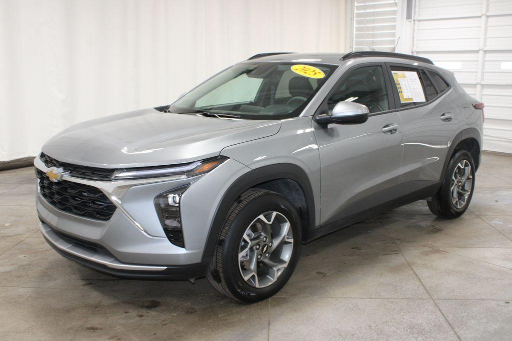 used 2025 Chevrolet Trax car, priced at $21,558