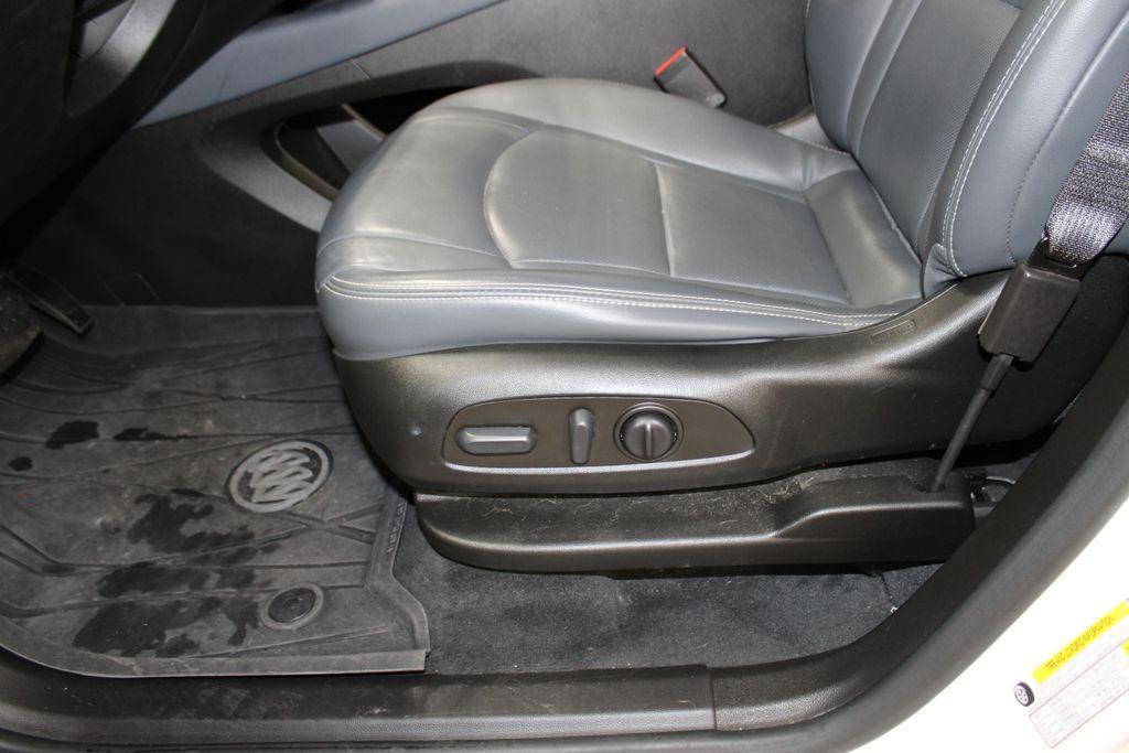 used 2023 Buick Enclave car, priced at $25,088