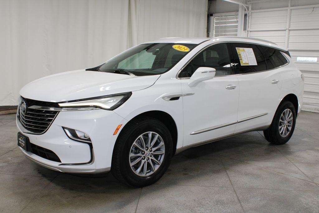 used 2023 Buick Enclave car, priced at $25,088