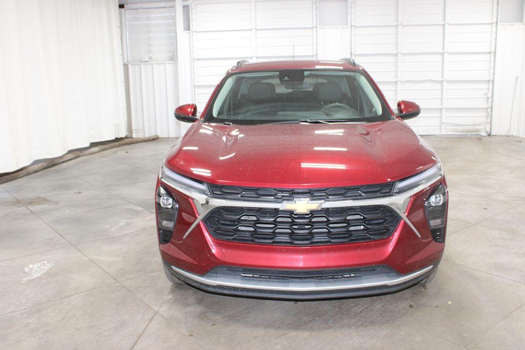 used 2025 Chevrolet Trax car, priced at $20,655