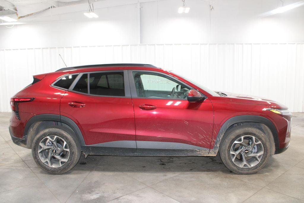 used 2025 Chevrolet Trax car, priced at $20,655