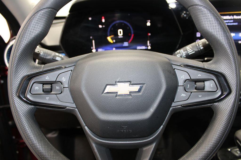 used 2025 Chevrolet Trax car, priced at $20,655