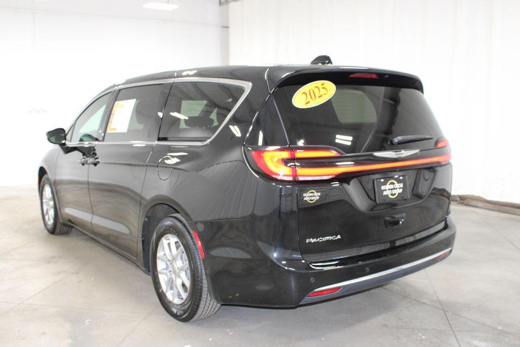used 2025 Chrysler Pacifica car, priced at $29,338