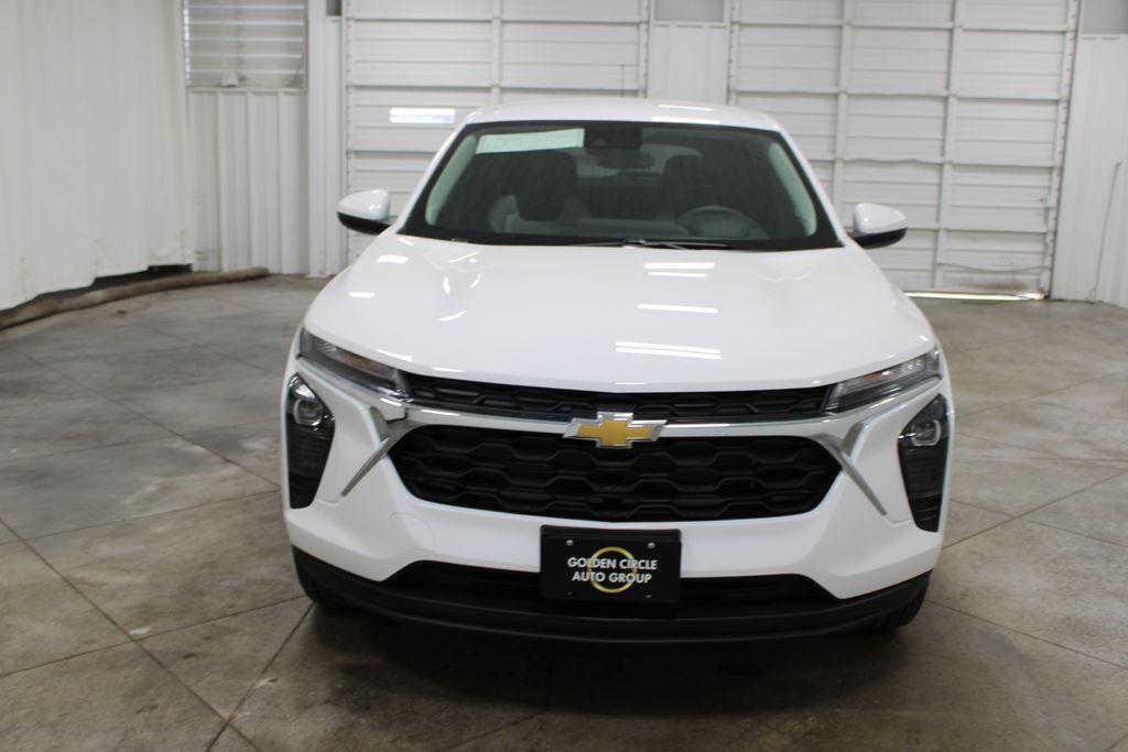 new 2026 Chevrolet Trax car, priced at $24,177