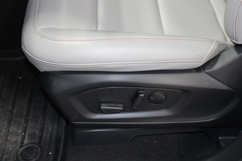 used 2025 Ford Explorer car, priced at $36,518