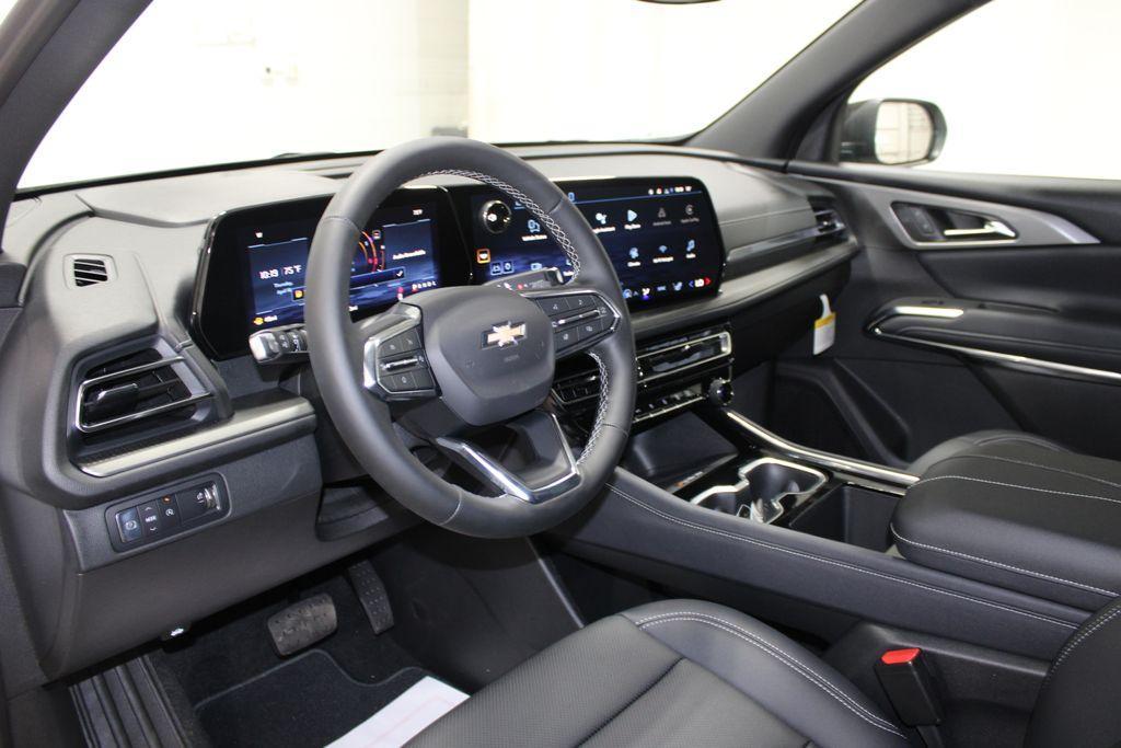 new 2026 Chevrolet Traverse car, priced at $44,482