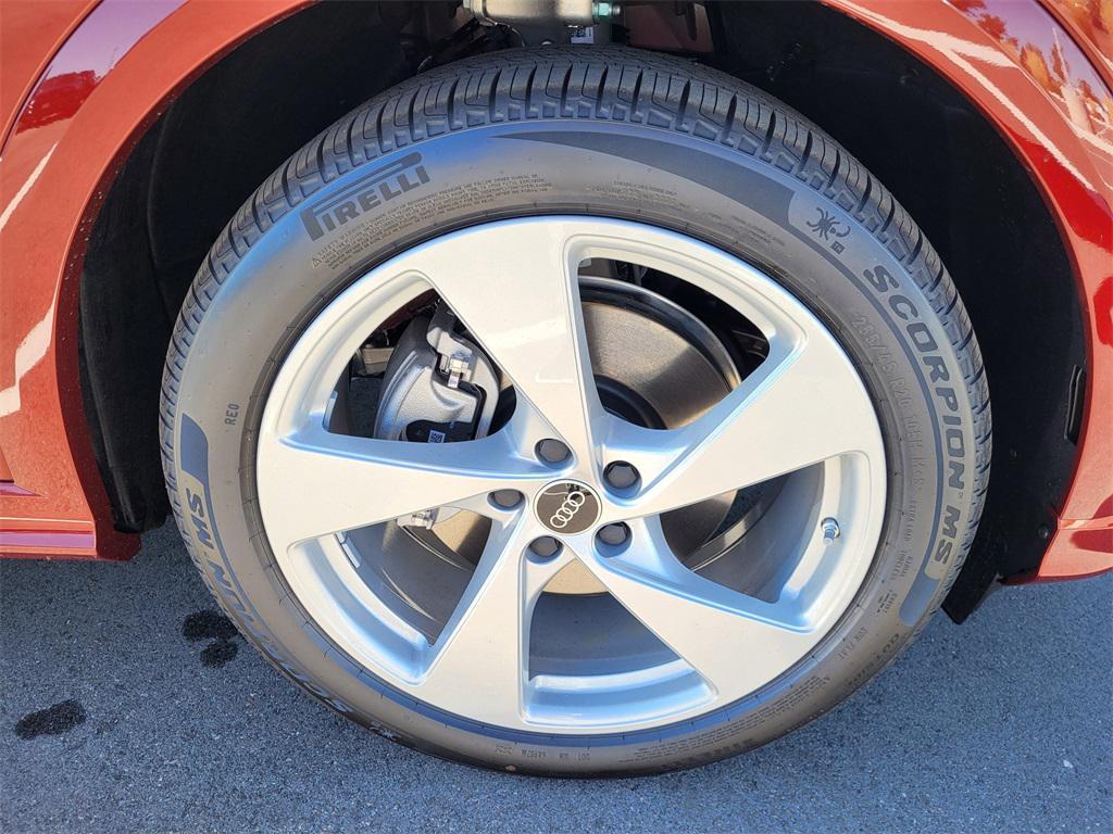 new 2025 Audi Q5 car, priced at $64,225