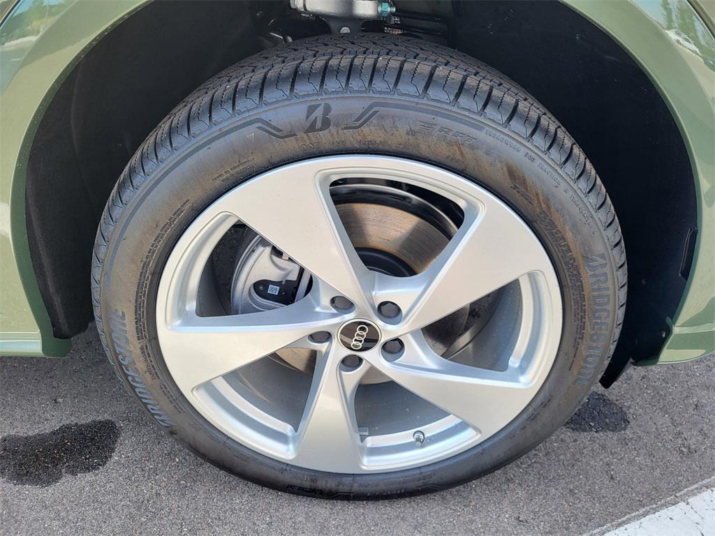 new 2025 Audi Q5 car, priced at $62,040