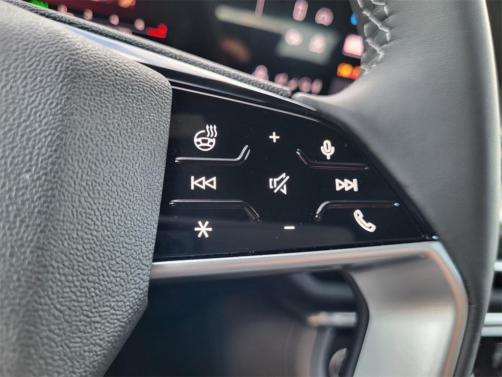 new 2025 Audi Q5 car, priced at $62,040