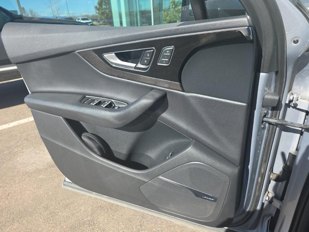 used 2019 Audi Q7 car, priced at $17,501