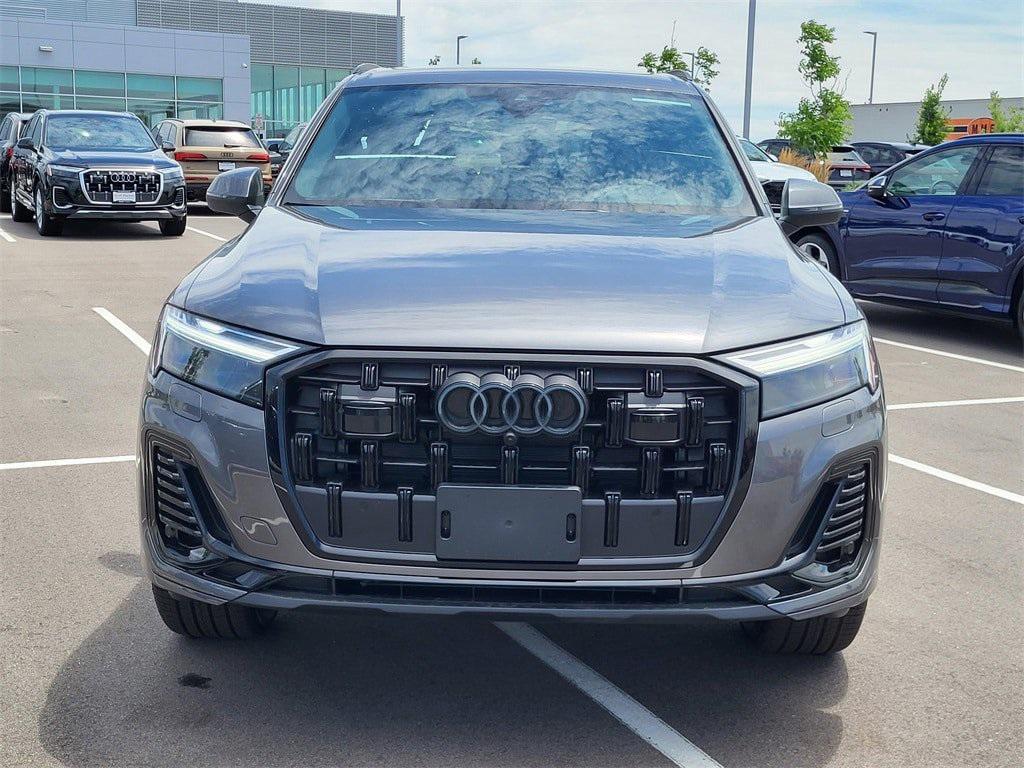 new 2025 Audi Q7 car, priced at $72,360