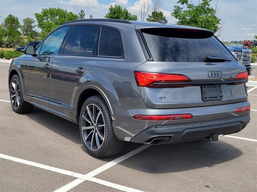 new 2025 Audi Q7 car, priced at $72,360