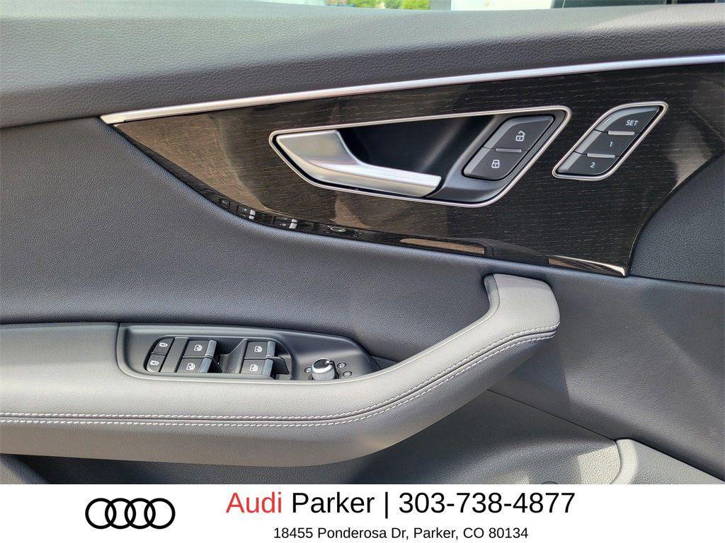 new 2025 Audi Q7 car, priced at $65,848