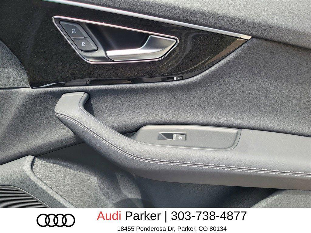 new 2025 Audi Q7 car, priced at $65,848