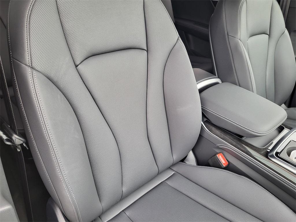 new 2026 Audi Q7 car, priced at $78,295