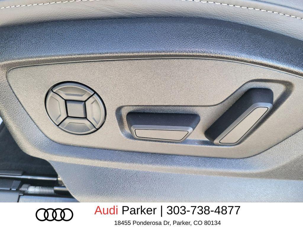 new 2025 Audi Q7 car, priced at $70,040
