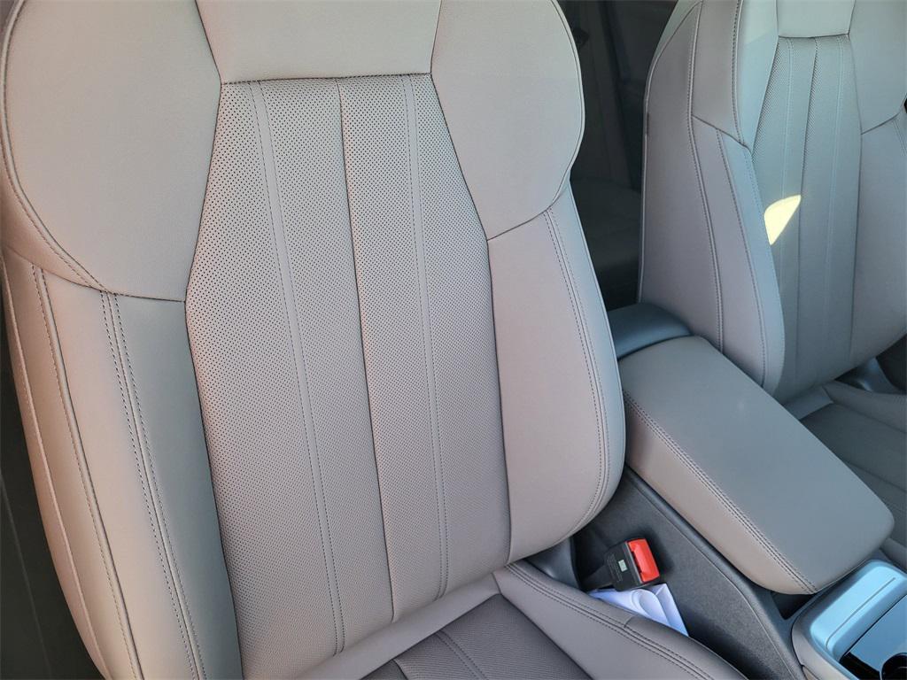 new 2025 Audi Q5 car, priced at $64,075