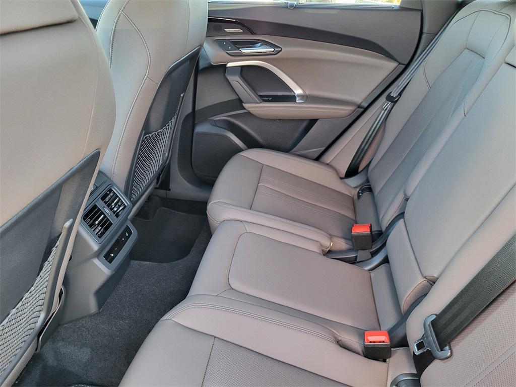 new 2025 Audi Q5 car, priced at $64,075