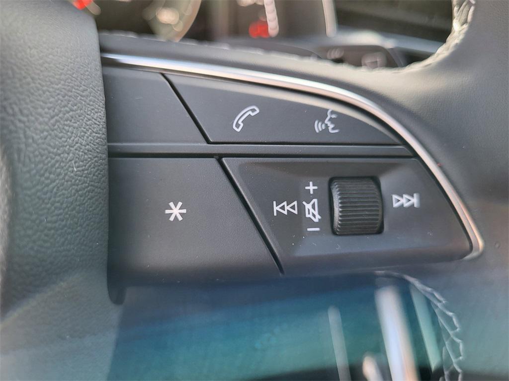 new 2026 Audi Q7 car, priced at $79,005