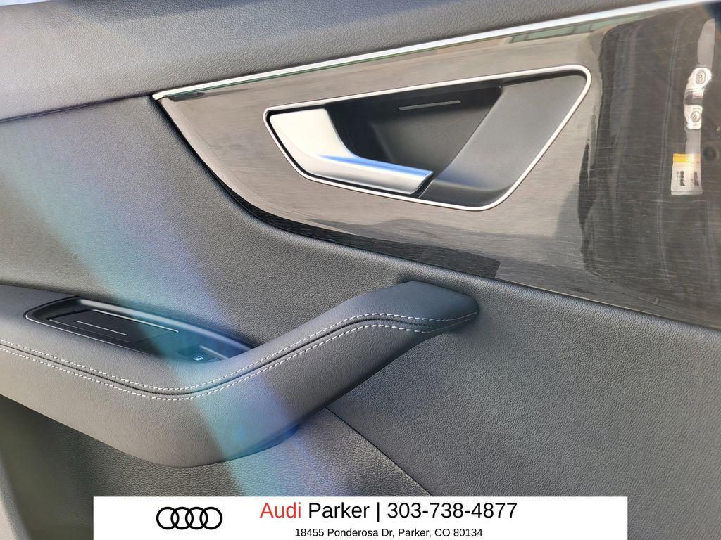 new 2026 Audi Q7 car, priced at $79,005