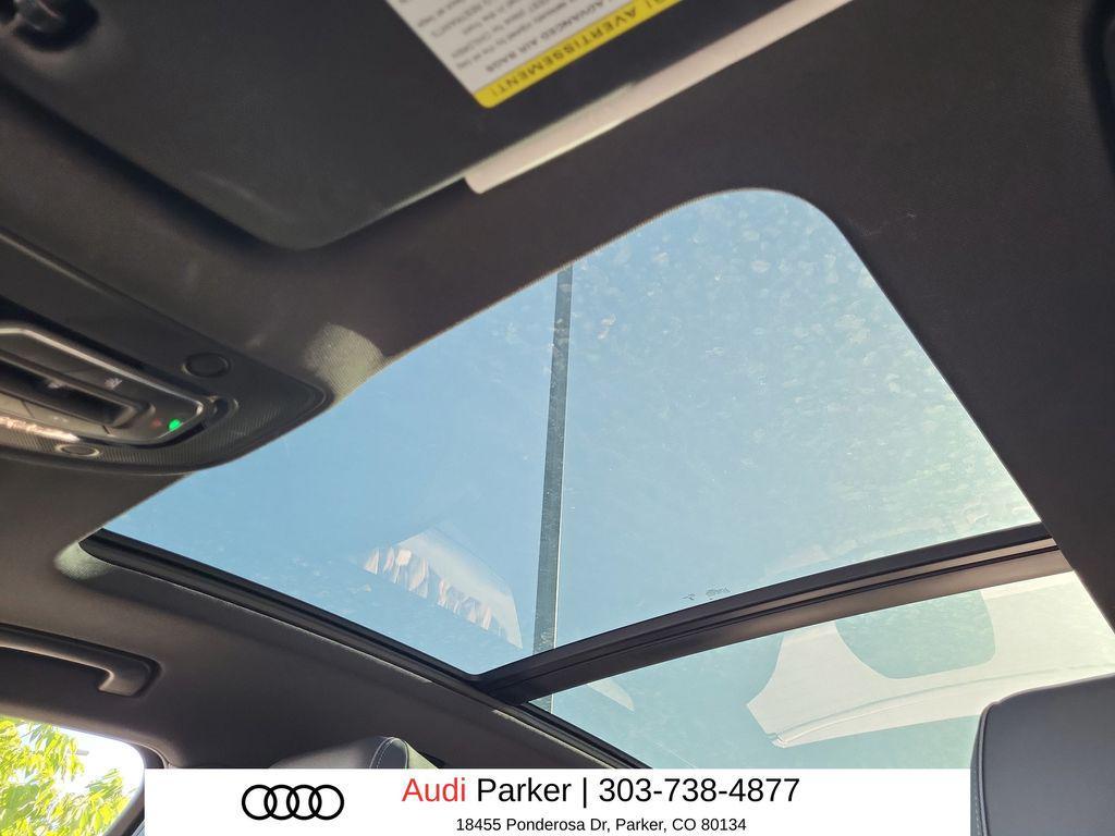 Audi Q5 view 24