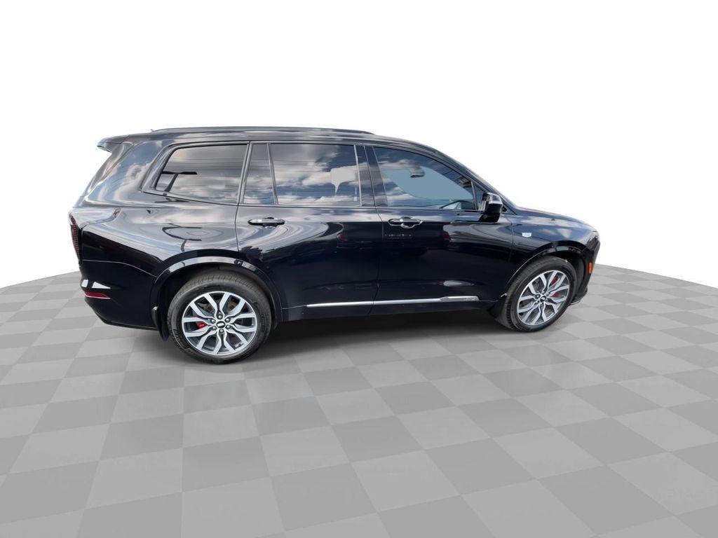 used 2023 Cadillac XT6 car, priced at $40,000