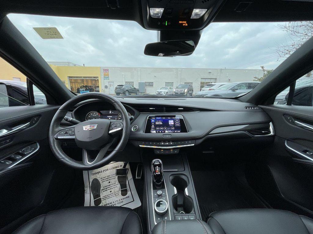 used 2023 Cadillac XT4 car, priced at $32,000