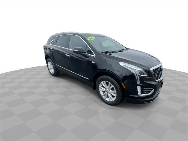 used 2023 Cadillac XT5 car, priced at $30,000