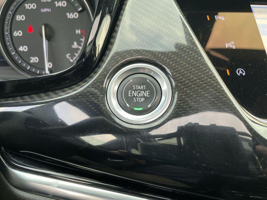 used 2023 Cadillac XT6 car, priced at $38,000