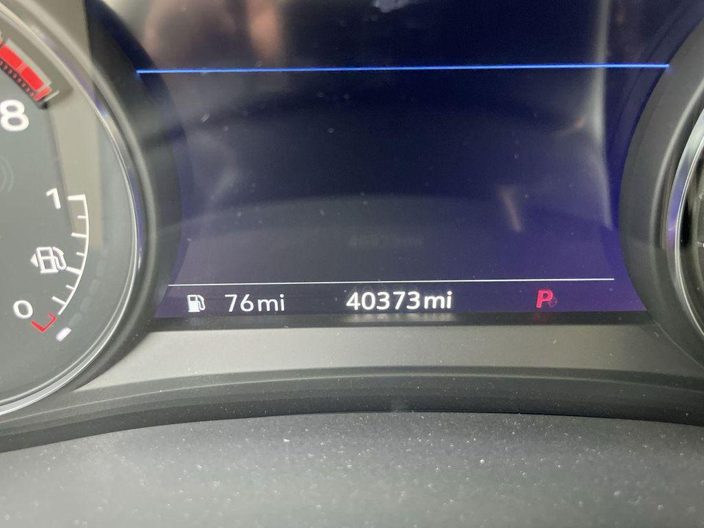 used 2023 Cadillac XT6 car, priced at $38,000