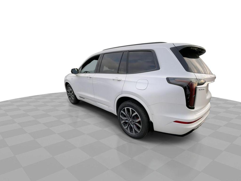 used 2023 Cadillac XT6 car, priced at $38,000