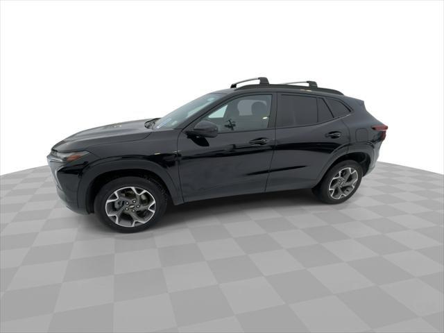 used 2024 Chevrolet Trax car, priced at $19,000