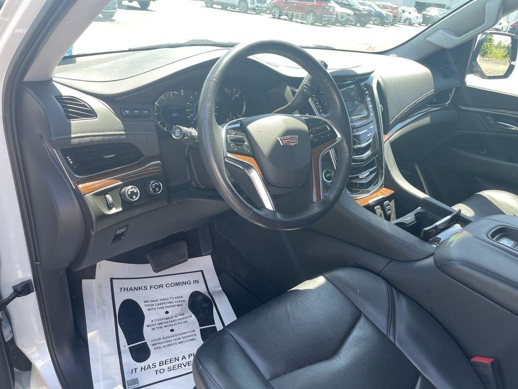 used 2020 Cadillac Escalade car, priced at $39,000