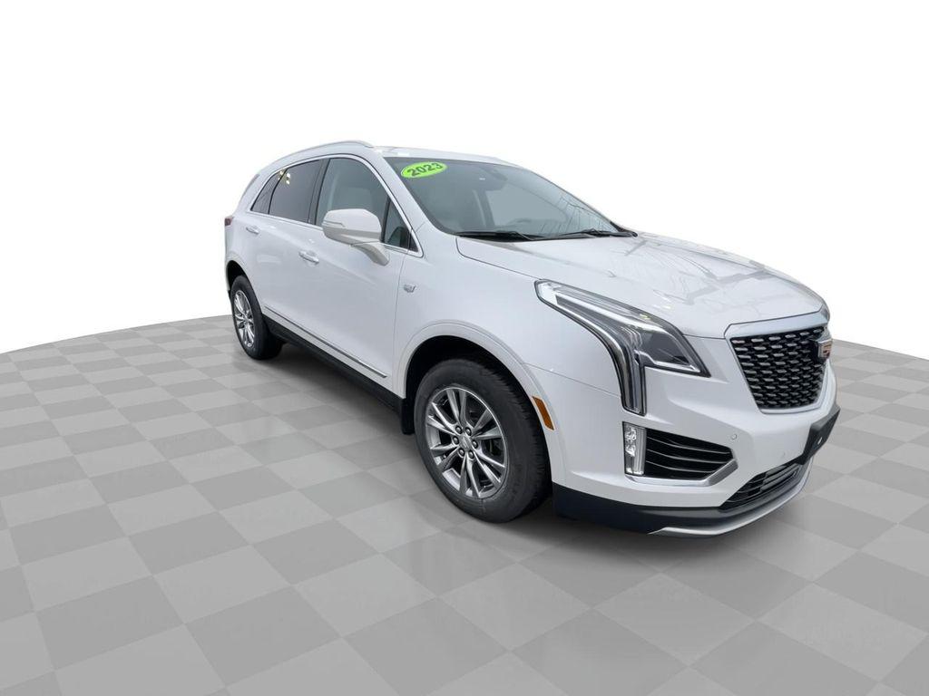 used 2023 Cadillac XT5 car, priced at $31,700