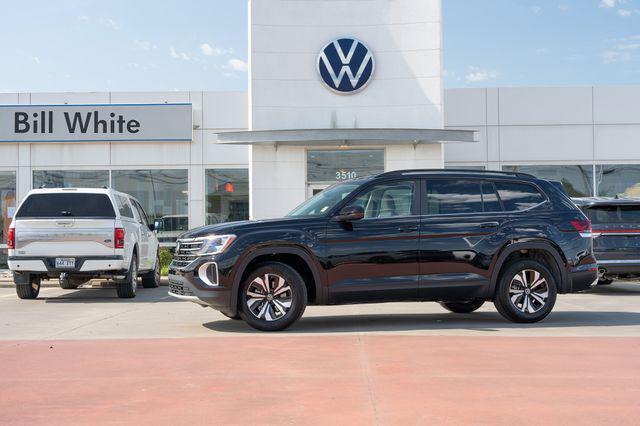 new 2026 Volkswagen Atlas car, priced at $37,000