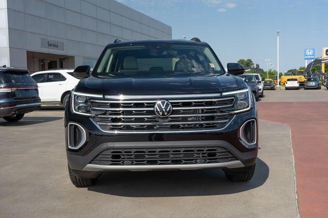 new 2026 Volkswagen Atlas car, priced at $37,000