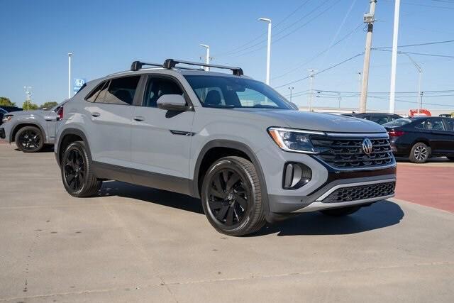 new 2026 Volkswagen Atlas Cross Sport car, priced at $43,500