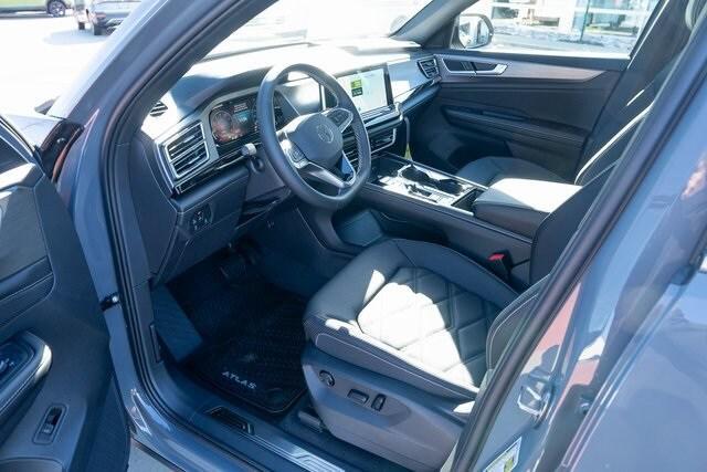 new 2026 Volkswagen Atlas Cross Sport car, priced at $43,500