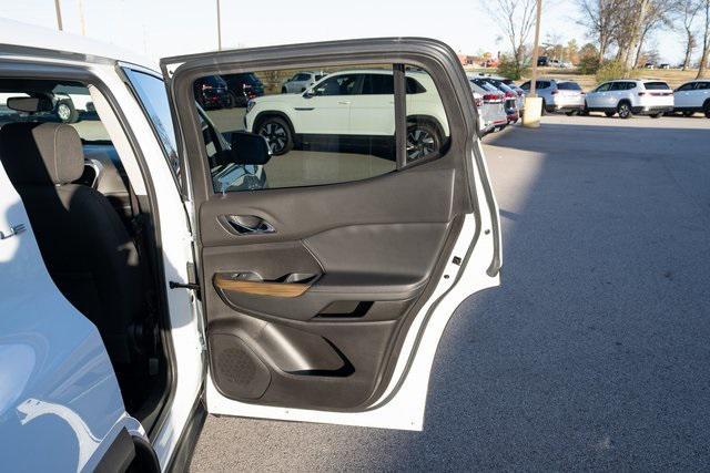 used 2021 GMC Acadia car, priced at $23,000