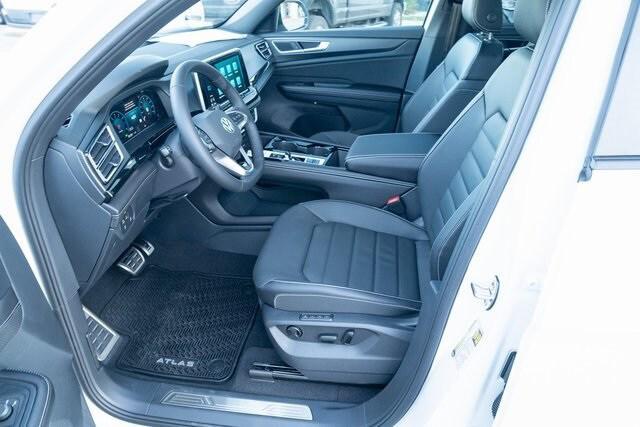 new 2026 Volkswagen Atlas Cross Sport car, priced at $49,500