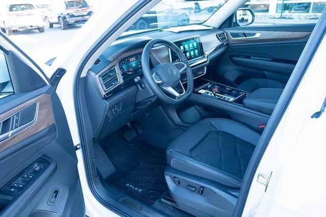 new 2026 Volkswagen Atlas car, priced at $44,000